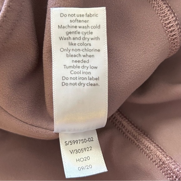 Athleta Women’s Ultra High Rise Elation 7/8 Tight in Mauve, Size Large Tall - Picture 9 of 9